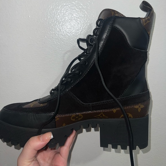 Louis Vuitton Laureate Platform Desert Boot - Picture 6 of 15